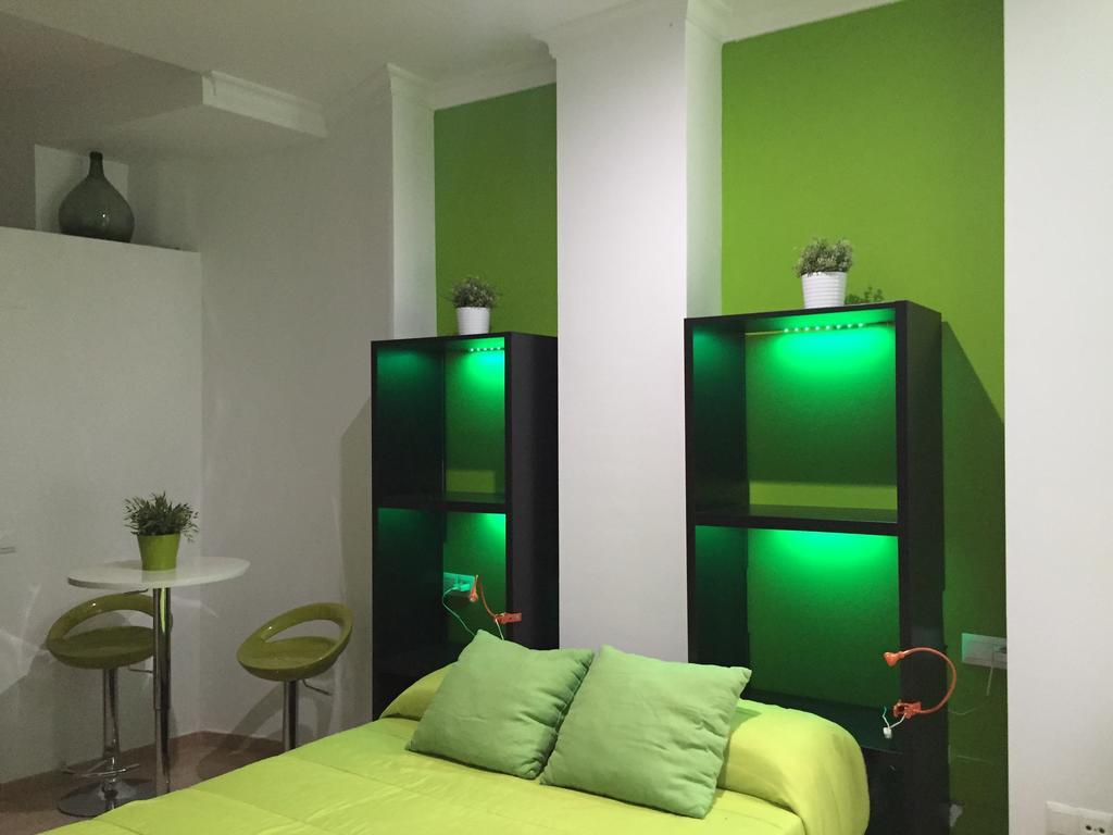 Apartamentos Gold Málaga Zimmer foto
