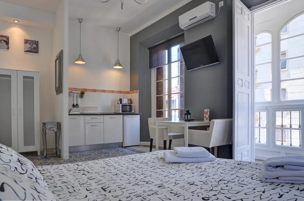Apartamentos Gold Málaga Zimmer foto
