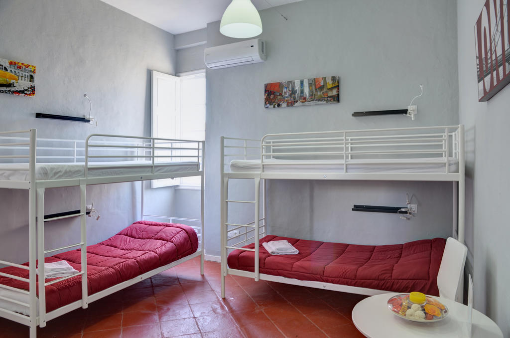 Apartamentos Gold Málaga Zimmer foto